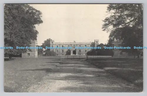 R807682 Syon House. Blick aus dem Park. Landleben