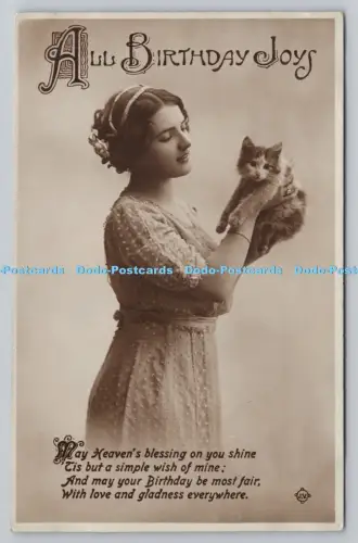 R807784 Alle Geburtstagsfreuden. Frau hält Katze. Valentinstag. X.L. Serie. Echtfoto C