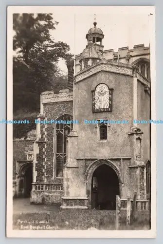 R806210 East Bergholt Church. Veranda und Sonnenuhr. H. A. Randall