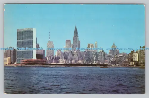 R809676 Gebäude der Vereinten Nationen mit Skyline von New York. Alfred Mainzer. Dexter Pr
