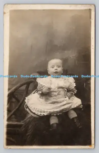 R809759 Baby. W. J. Tuck. The Star Studios. Hackney Road