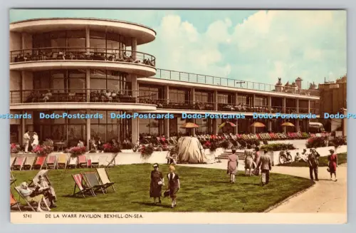 R808044 Bexhill on Sea. De La Warr Pavillon. Schuhschmied und Etheridge. Hastings.