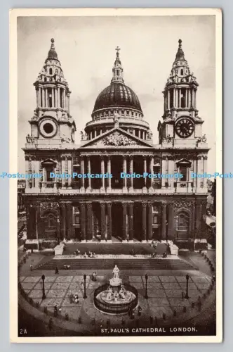 R809780 London. St. Pauls Cathedral