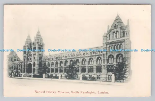 R809789 London. South Kensington. Naturkundemuseum
