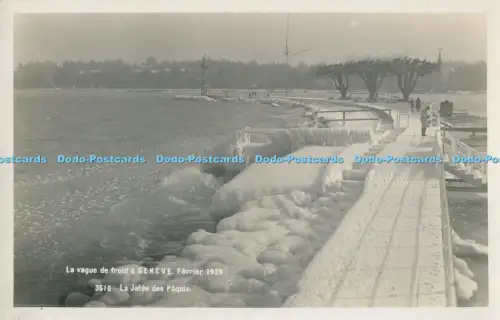R004683 La Vague de Froid a Geneve La Jetee des Paquis Georges Jaeger