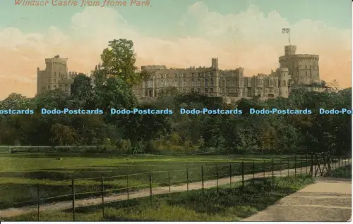 R029600 Windsor Castle from Home Park Valentine