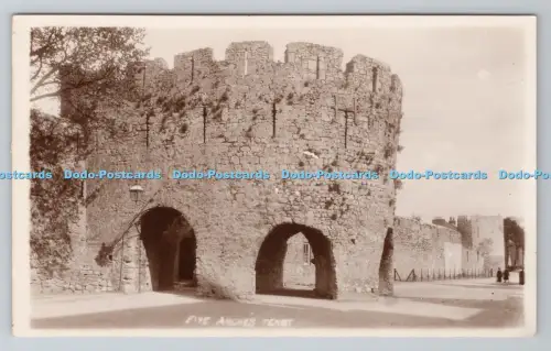 R800827 Tenby Fünf Bögen Postkarte