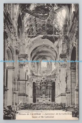 R801226 Ruinen von Cambrai im Inneren der Kathedrale La Pensee