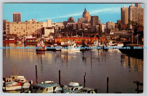 R815088 Vancouver B C Canada Harbour and Pleasure Boats Natural Color Production