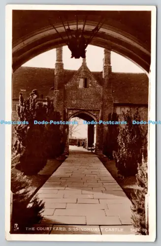 R815823 Sissinghurst Castle The Courtyard Tuck 1938