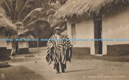 R030654 Das fertige Produkt A Gown Tuck