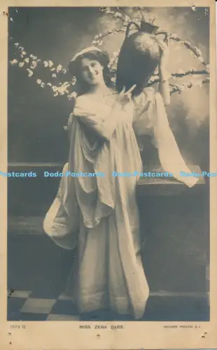 R031189 Miss Zena Dare Rotary No 1673Q