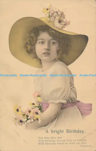 R031346 Grußkarte Ein heller Geburtstag Ein Mädchen mit großem Hut 1915