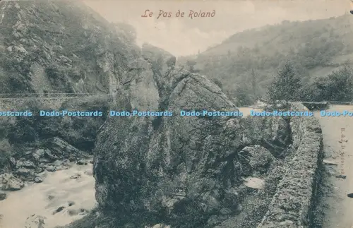 R027564 Le Pas de Roland