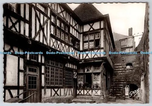 L348539 Amiens Somme Passage Gossart La Maison du Blanc Pignon G Artaud Gaby