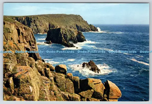 L353262 Cornwall Land End mit Blick auf die große Landzunge von Pordenack Point