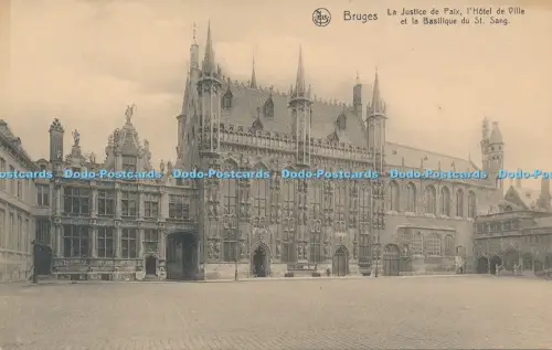 R038400 Brügge La Justice de Paix l Hotel de Ville et la Basilique du St Sang Er