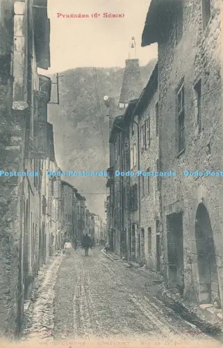 R038596 Pyrenäen Villefranche de Conflent Rue de la Poste B Hopkins