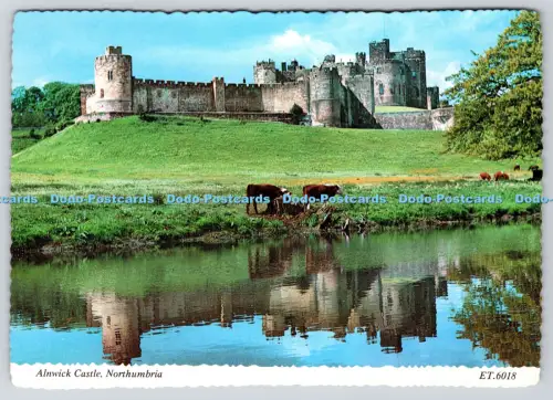 L350349 Northumbria. Alnwick Castle. Bamforth. Holmfirth. Yorks