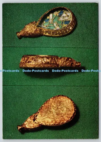 L353772 Oxford. Ashmolean Museum. Das Alfred Juwel. Inschrift Aelfred Mec Heht G