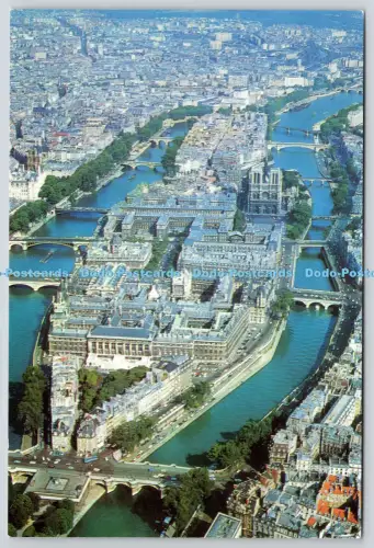 L353808 Paris. L lle de la Cite. PH. Perceval