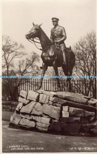 R042693 Edinburgh Castle Esplanade Earl Haig Statue Office of Works