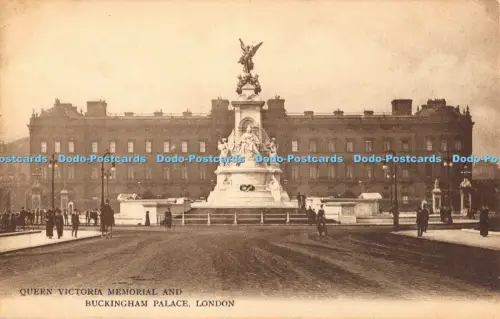 R043057 Queen Victoria Memorial und Buckingham Palace London Samuels