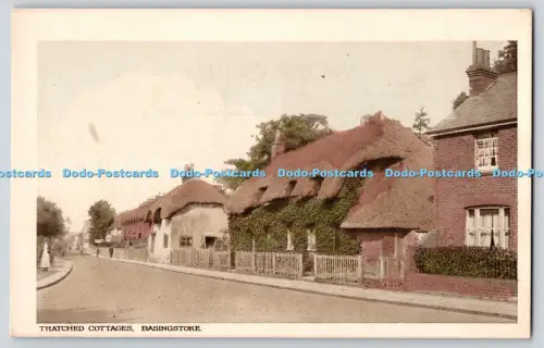 R825973 Basingstoke Reetgedeckte Cottages Postkarte