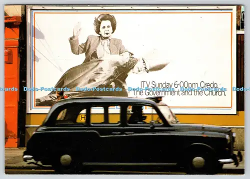 L359271 London Poster Horten in New Oxford Street Real Britain Liam Blake