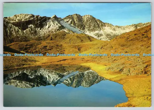 L359418 Y Lliwedd reflektiert in den Gewässern von Llyn Teyrn J Arthur Dixon