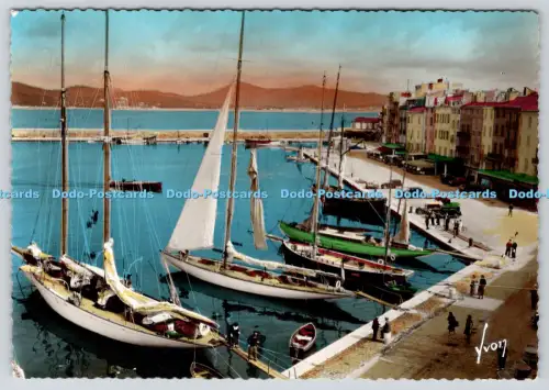 L359439 Saint Tropez Var Le Port de Plaisance Yvon