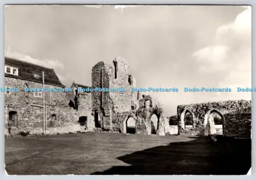 L357605 Suffolk Leiston Abbey Der Kreuzgang Blick nach Osten Krone