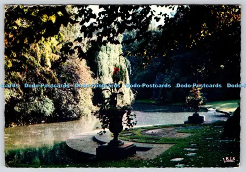 L359982 Lille Nord Jardin Vauban Le Belier