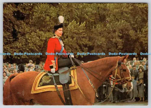 L360229 London H M The Queen J Arthur Dixon W W Roberts