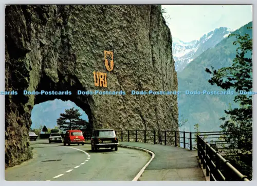 L360359 Axenstrasse Globetrotter