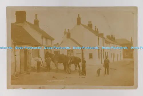 C032571 Bempton East Yorkshire Männer und Pferd