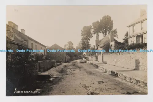 C032681 Abbotskerswell Devon Straßenansicht RP Postkarte