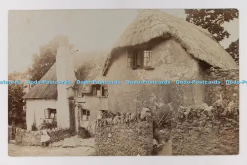 C032682 Abbotskerswell Devon Girl at the Cottage RP