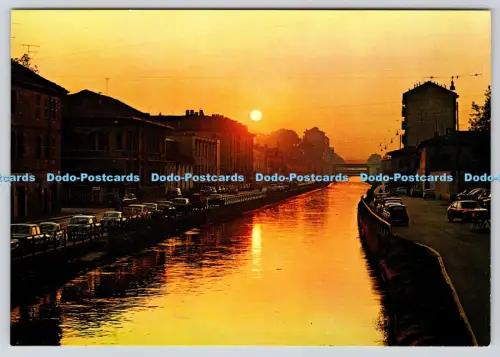 L362734 Milano Falschlicht am Naviglio G M