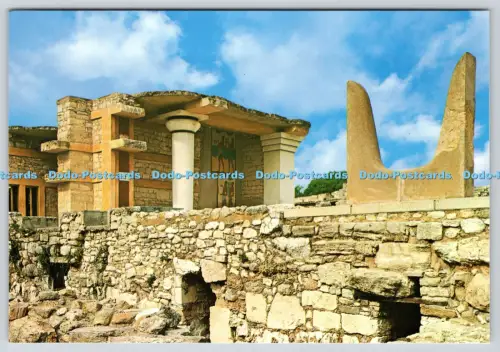 L363219 Palast von Knossos Die großen Sakralhörner aus Kalkstein nahe dem Südeingang