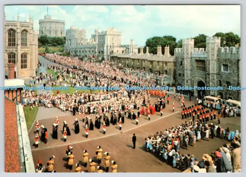 L363335 Berkshire Windsor Castle H M The Queen Mitglied der königlichen Familie und von