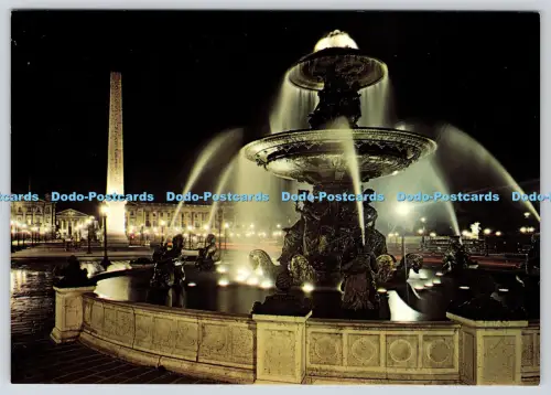 L363378 Paris La Place de la Concorde Ovet Souvenirs Bonechi