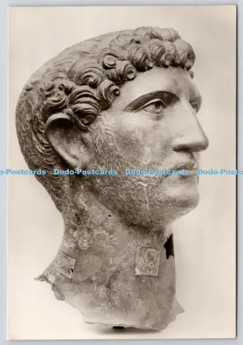 L363786 British Museum Bronzekopf von der Themse an der London Bridge Charles Skil