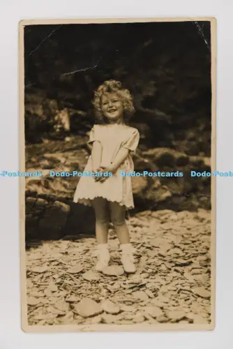 C033351 Mädchen. Postkarte