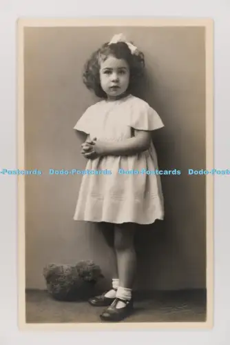 C033352 Mädchen. Altes Vintage Foto