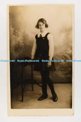 C033353 Junge Frau. Mädchen. 1933. British Made. Jerome