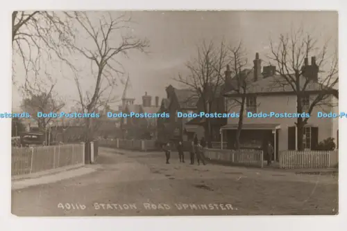 C033486 Station Road Upminster. Vintage Repro Foto aus den 50er Jahren