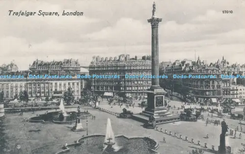 R048032 Trafalgar Square London Valentine