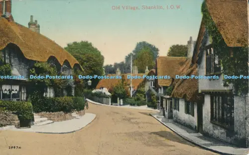 R048414 Old Village Shanklin I O W Valentine 1913