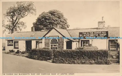R048761 Die berühmte alte Schmiede und Hochzeitszimmer in Gretna Green Fotoch